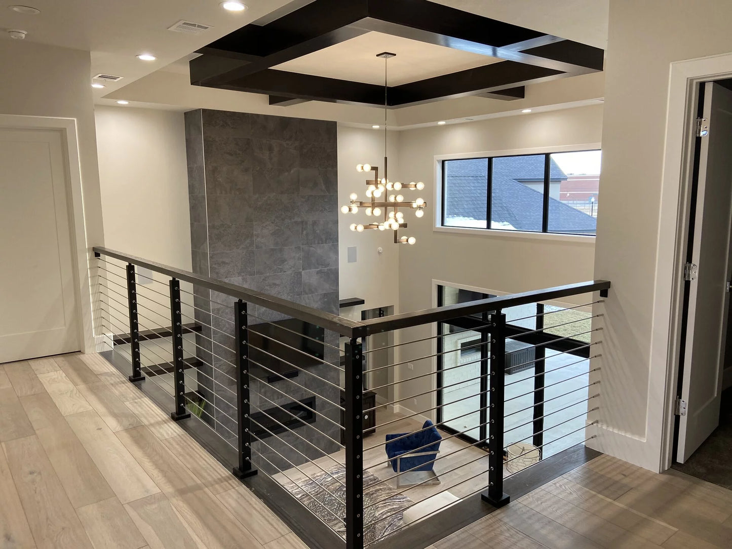 PASAMANOS DE ROBLE DE LAMINA FINGER JOINT SIN RANURA