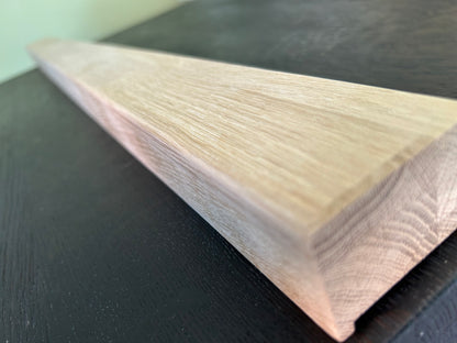 PASAMANOS DE ROBLE DE LAMINA FINGER JOINT CON RANURA