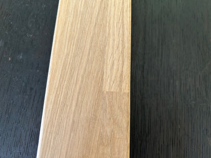 PASAMANOS DE ROBLE DE LAMINA FINGER JOINT CON RANURA